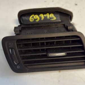 Aerateur tableau de bord avant gauche VOLKSWAGEN PASSAT 5 CC COUPE Diesel - Image 1