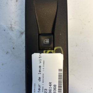Interrupteur de leve vitre avant droit RENAULT CAPTUR 1 PHASE 1 Diesel - Image 1