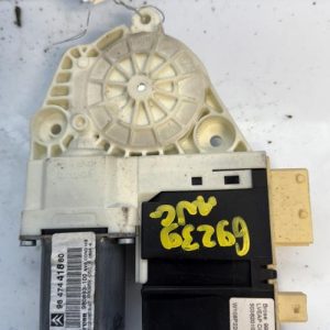 Moteur leve vitre avant gauche CITROEN C4 1 PHASE 1 Essence - Image 1