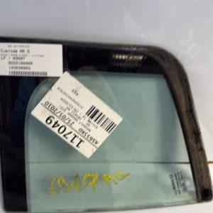 Custode arriere gauche (porte) RENAULT MEGANE 3 PHASE 1 Diesel - Image 1