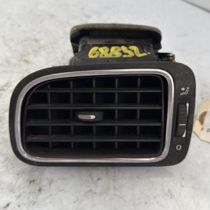 Aerateur tableau de bord avant gauche VOLKSWAGEN POLO 5 PHASE 1 Diesel - Image 1