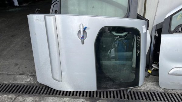 Porte laterale gauche PEUGEOT PARTNER 2 PHASE 1 Diesel - Image 1