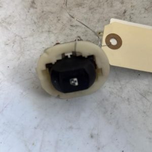Interrupteur de leve vitre avant droit RENAULT CLIO 3 PHASE 1 Essence - Image 1
