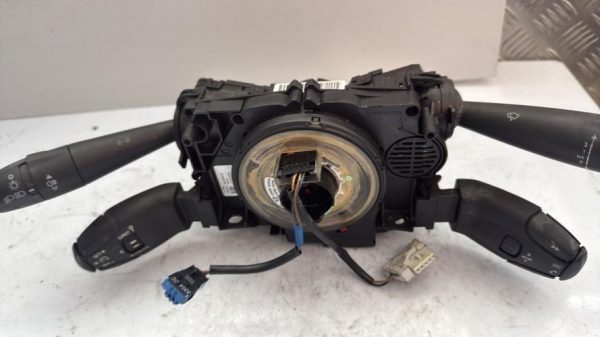 Com (Bloc Contacteur Tournant+Commodo Essuie Glace+Commodo Phare) CITROEN C3 2 PHASE 2 Diesel - Image 1
