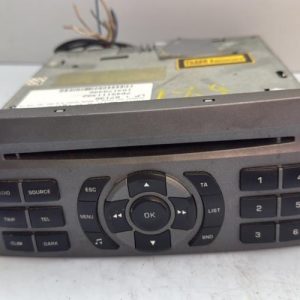 Autoradio d'origine PEUGEOT 407 PHASE 1 BREAK Diesel - Image 1