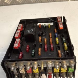Porte fusible VOLKSWAGEN PASSAT 5 CC COUPE Diesel - Image 1