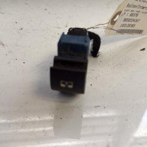 Bouton/Interrupteur PEUGEOT 3008 1 PHASE 1 Diesel - Image 1