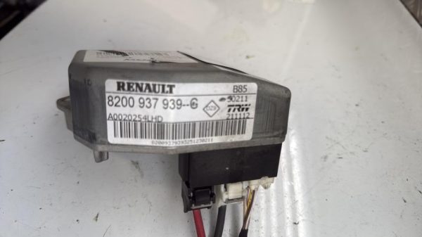 Calculateur direction assistee electrique RENAULT CLIO 3 PHASE 2 Diesel - Image 3