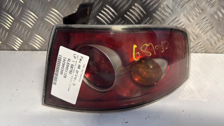 Feu arriere principal droit (feux) SEAT IBIZA 3 PHASE 1 Diesel - Image 2