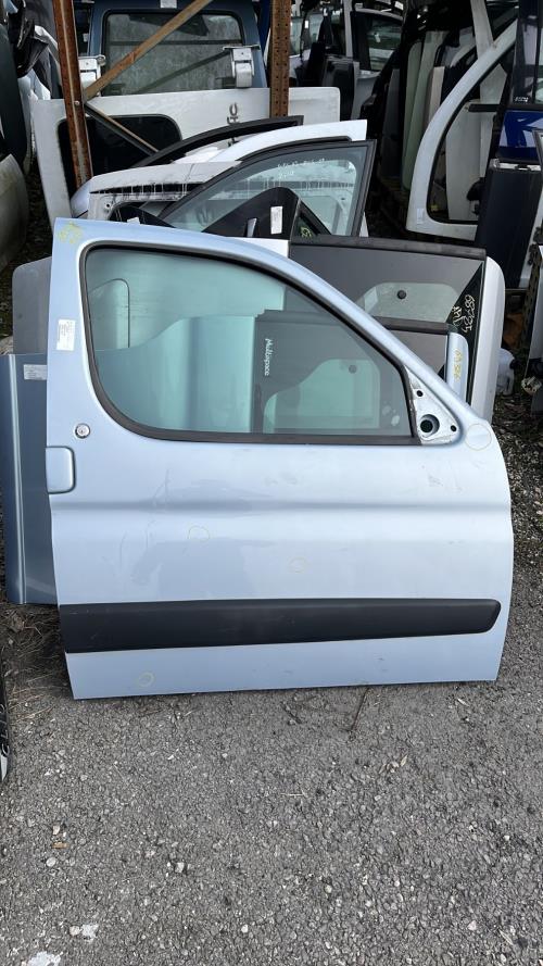 Porte avant droit CITROEN BERLINGO 1 PHASE 2 Diesel - Image 1