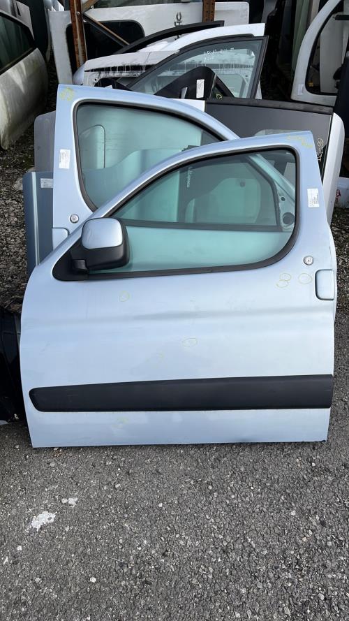 Porte avant gauche CITROEN BERLINGO 1 PHASE 2 Diesel - Image 1