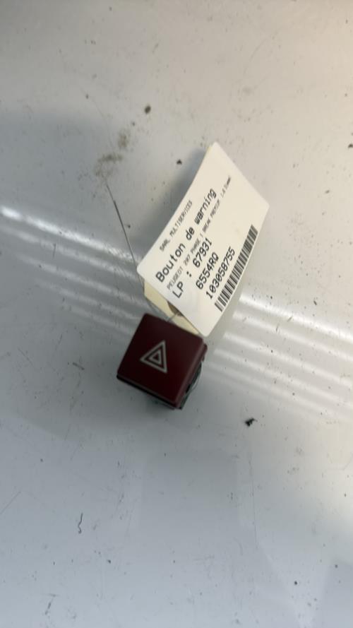 Bouton de warning PEUGEOT 207 PHASE 1 BREAK Diesel - Image 1
