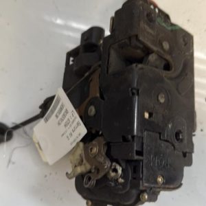 Serrure avant gauche VOLKSWAGEN GOLF 4 Diesel - Image 1