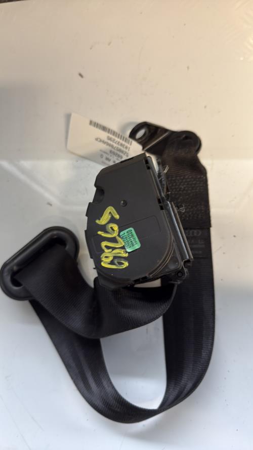 Ceinture arriere droit VOLKSWAGEN FOX Essence - Image 3