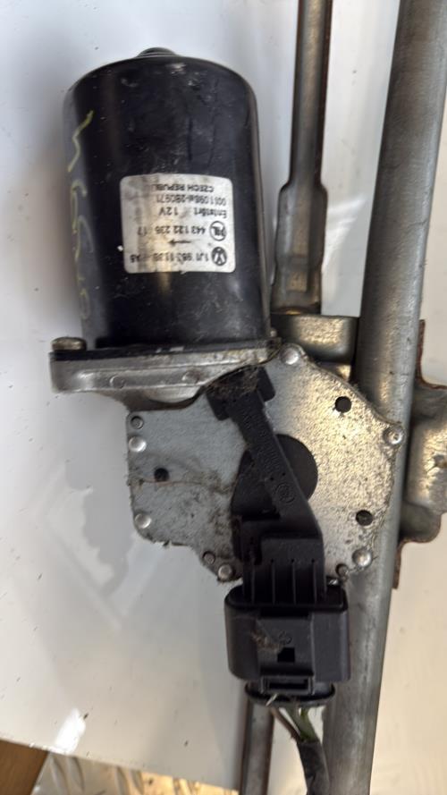 Moteur essuie glace avant VOLKSWAGEN GOLF 4 Diesel - Image 2