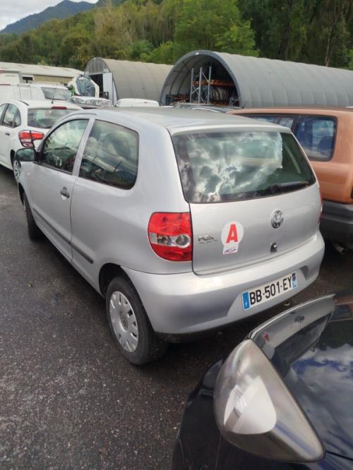 Moteur essuie glace arriere VOLKSWAGEN FOX Essence - Image 7