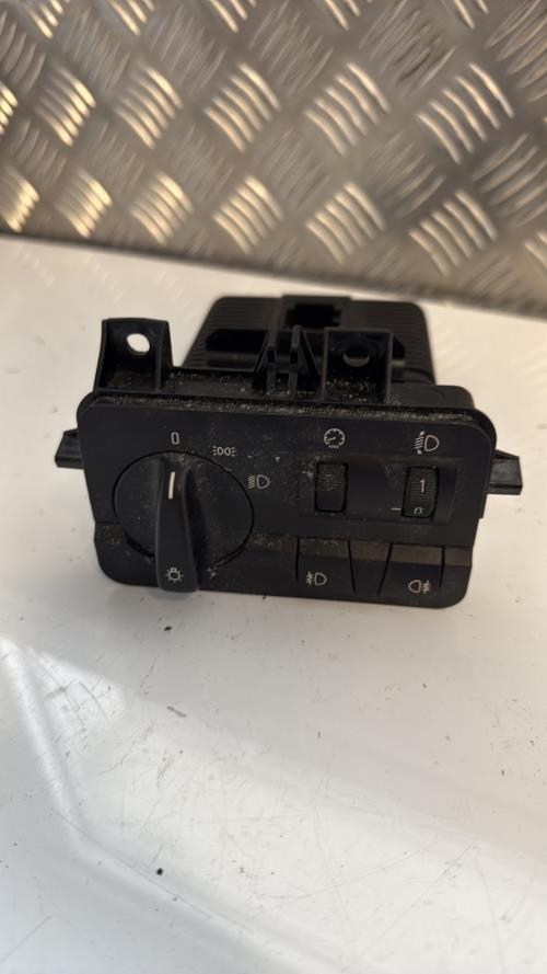 Commande de phare BMW SERIE 3 E46 COMPACT PHASE 1 Diesel - Image 1