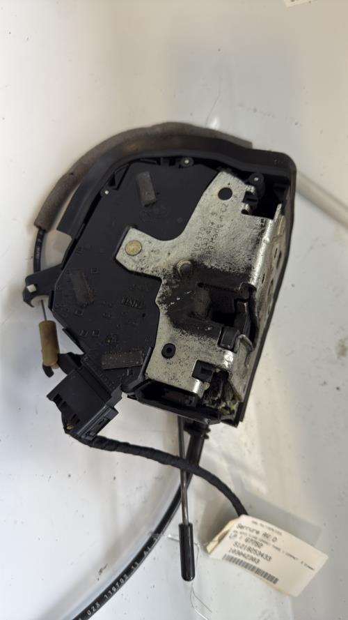 Serrure avant droit BMW SERIE 3 E46 COMPACT PHASE 1 Diesel - Image 1