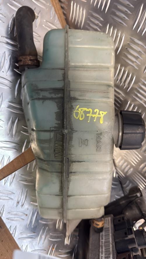 Vase d'expansion RENAULT CLIO 3 PHASE 1 Diesel - Image 2