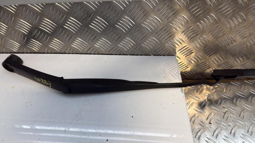 Bras essuie glace avant gauche KIA RIO 4 PHASE 1 Essence - Image 2