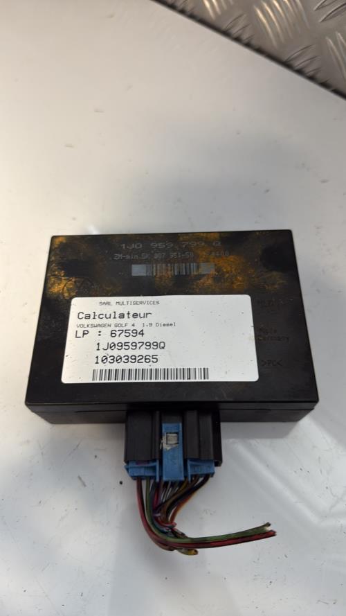 Calculateur VOLKSWAGEN GOLF 4 Diesel - Image 3