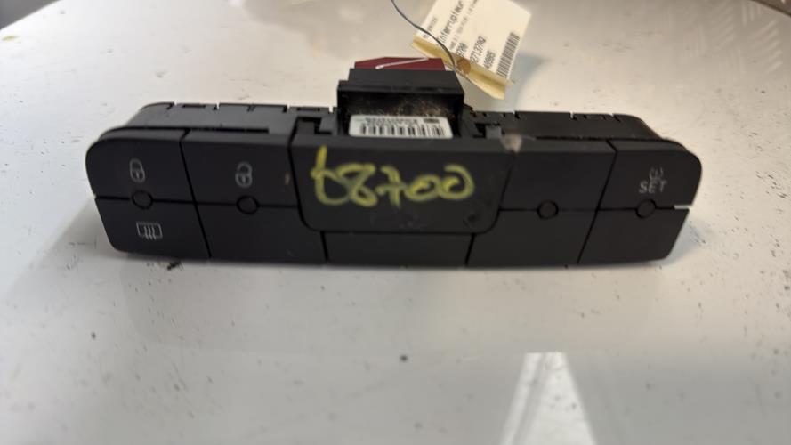 Bouton/Interrupteur SEAT IBIZA 4 PHASE 2 Diesel - Image 3