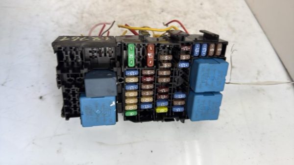 Porte fusible RENAULT EXPRESS VAN Diesel/Hybride - Image 4