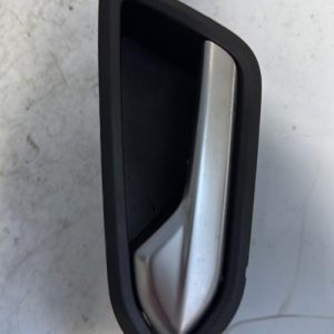 Poignee interieur avant gauche RENAULT EXPRESS VAN Diesel/Hybride - Image 1