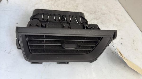 Aerateur tableau de bord avant gauche RENAULT EXPRESS VAN Diesel/Hybride - Image 1