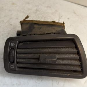 Aerateur tableau de bord avant gauche PEUGEOT 807 Diesel - Image 1