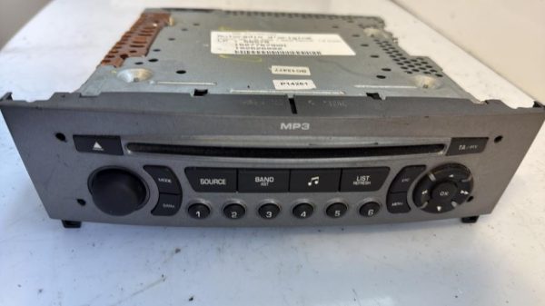 Autoradio d'origine PEUGEOT 308 1 SW PHASE 1 BREAK Diesel - Image 1