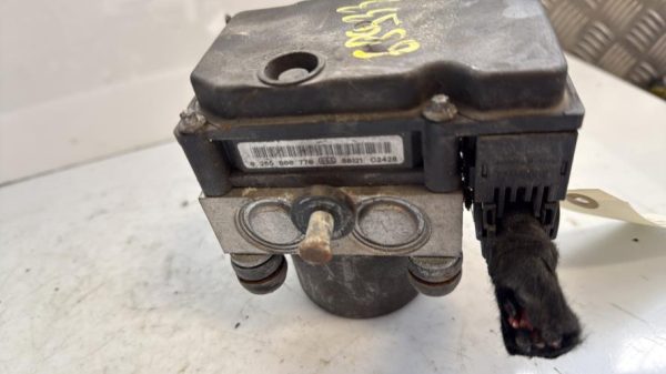 Bloc ABS (freins anti-blocage) OPEL MERIVA A PHASE 2 Diesel - Image 2