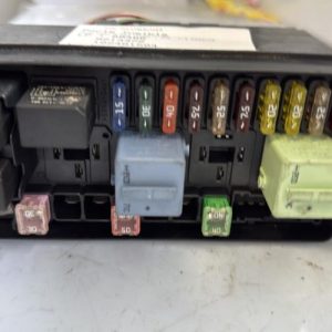 Porte fusible MINI MINI 2 R56 PHASE 1 Essence - Image 1