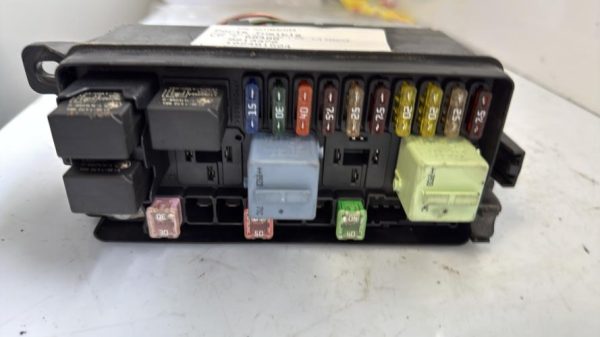 Porte fusible MINI MINI 2 R56 PHASE 1 Essence - Image 1
