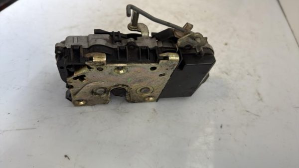Serrure avant gauche PEUGEOT 206+ Diesel - Image 3