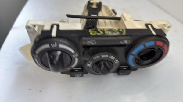 Commande chauffage NISSAN MICRA 3 PHASE 2 Essence - Image 2