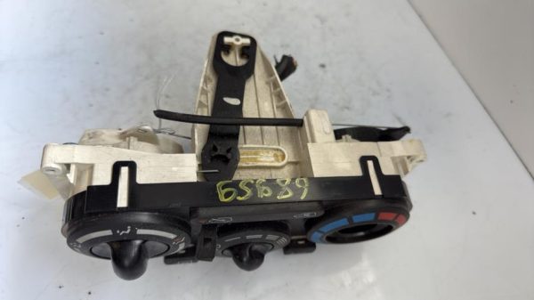 Commande chauffage NISSAN MICRA 3 PHASE 2 Essence - Image 3