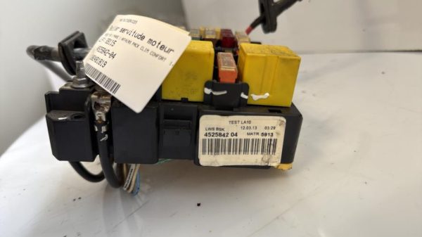 Boitier servitude moteur (BSM) PEUGEOT 208 1 PHASE 1 Diesel - Image 2