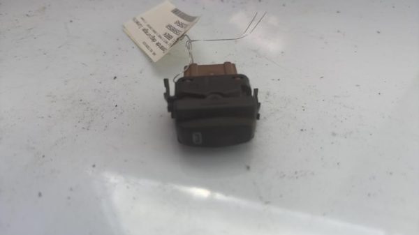 Commande degivrage lunette arriere RENAULT TRAFIC 2 PHASE 2 Diesel - Image 2