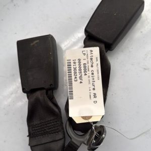 Attache ceinture arriere droit CITROEN DS3 PHASE 1 Diesel - Image 1
