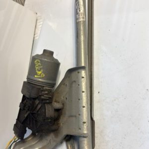 Moteur essuie glace avant DACIA DUSTER 1 PHASE 2 Diesel - Image 1
