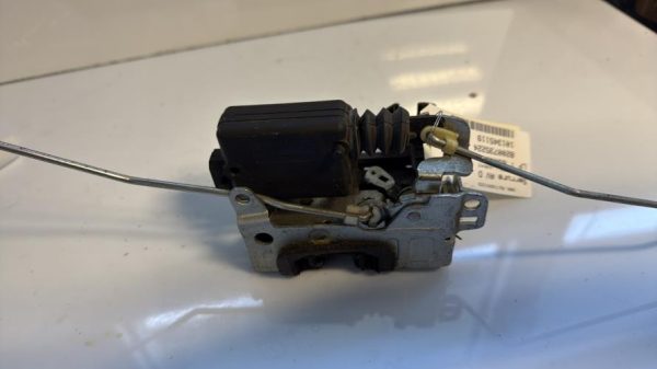 Serrure avant droit DACIA SANDERO 1 Diesel - Image 3