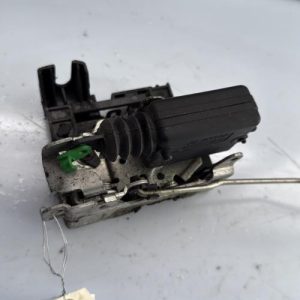 Serrure avant gauche DACIA SANDERO 1 Diesel - Image 1