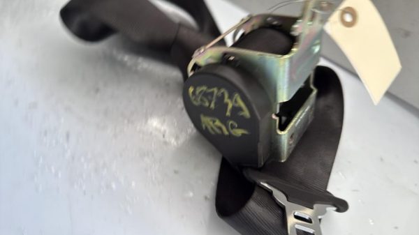Ceinture arriere gauche DACIA DUSTER 1 PHASE 2 Diesel - Image 2
