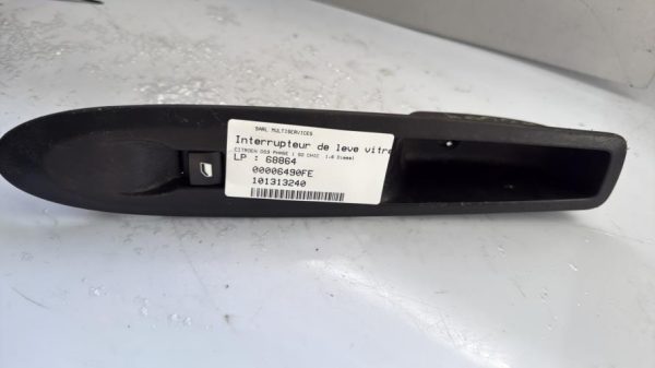 Interrupteur de leve vitre avant droit CITROEN DS3 PHASE 1 Diesel - Image 2