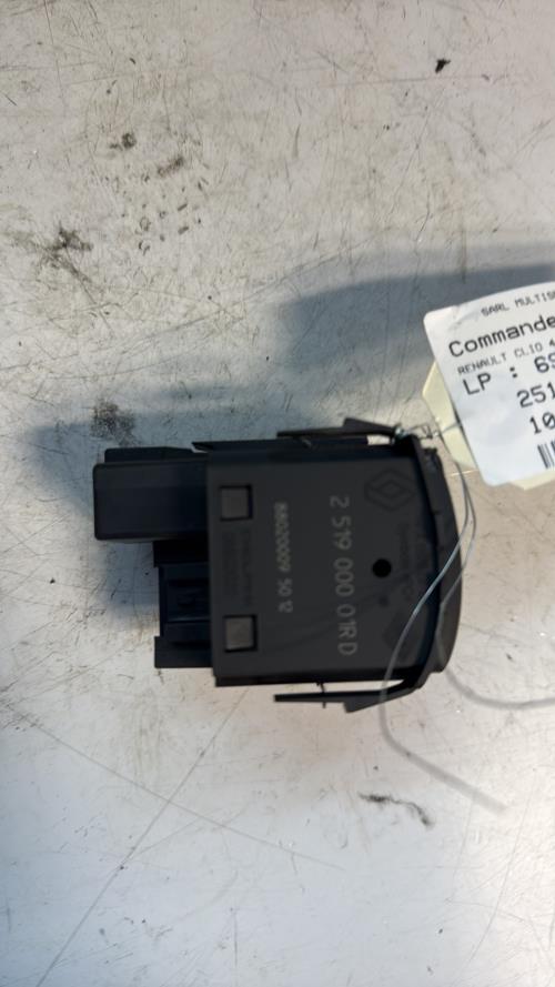Commande de reglage hauteur de phare RENAULT CLIO 4 PHASE 1 Diesel - Image 2
