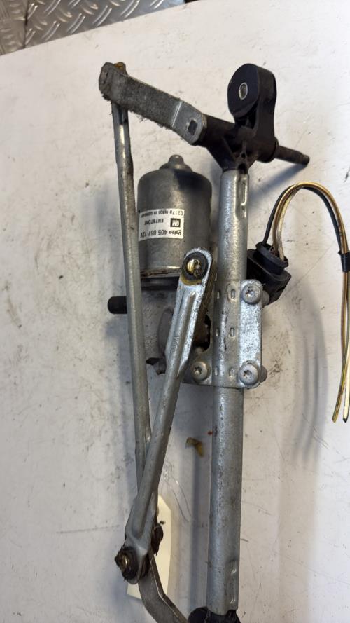 Moteur essuie glace avant OPEL CORSA D PHASE 1 Essence - Image 3