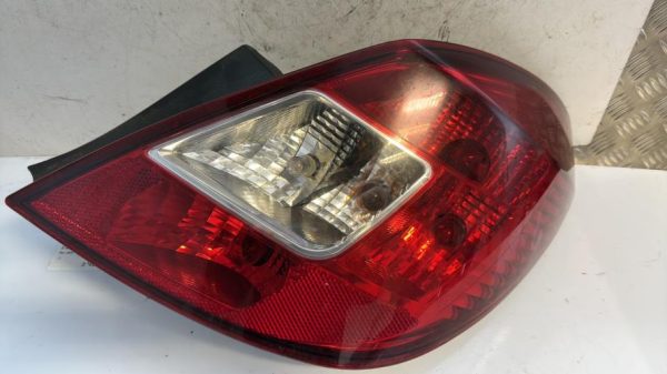 Feu arriere principal droit (feux) OPEL CORSA D PHASE 1 Diesel - Image 1