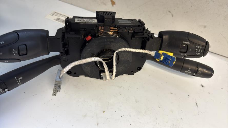 Com (Bloc Contacteur Tournant+Commodo Essuie Glace+Commodo Phare) PEUGEOT 308 1 PHASE 1 Diesel - Image 1