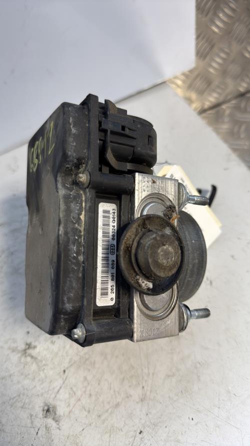 Bloc ABS (freins anti-blocage) FIAT 500 2 CABRIO PHASE 1 Diesel - Image 2